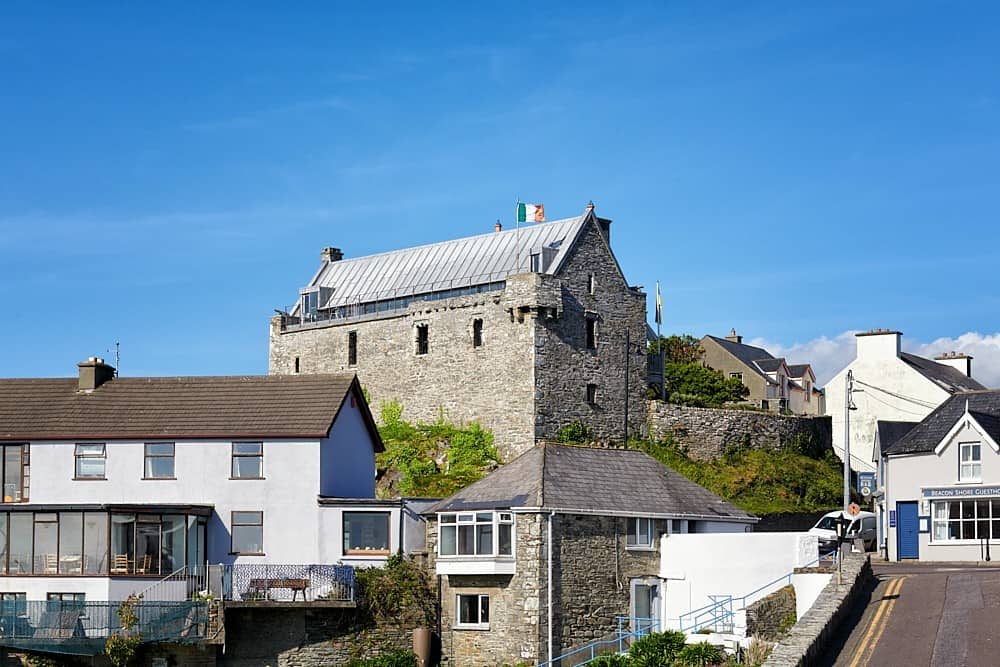 Dún na Séad Castle
