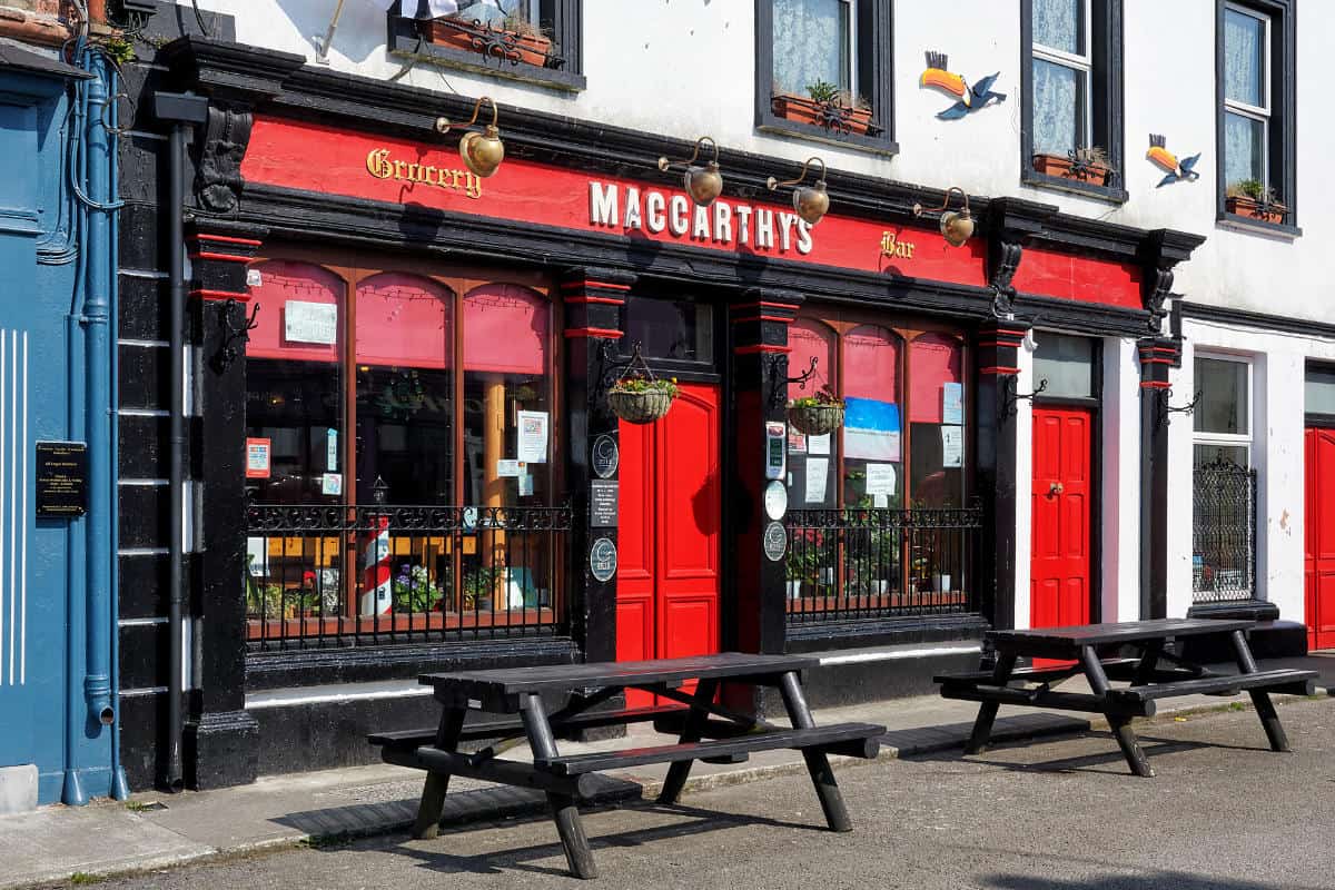 Irish Pub