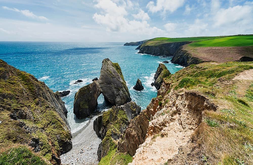 Nohoval Cove