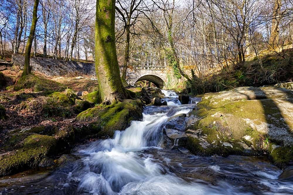 Cloghleagh Bridge und Shankill River